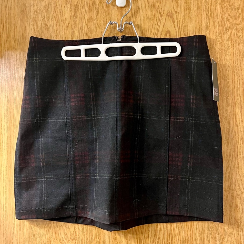 NWT holiday plaid skirt